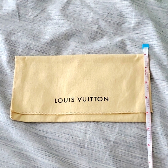 Authentic LV Dustbag for long/large Wallet - Picture 2 of 2